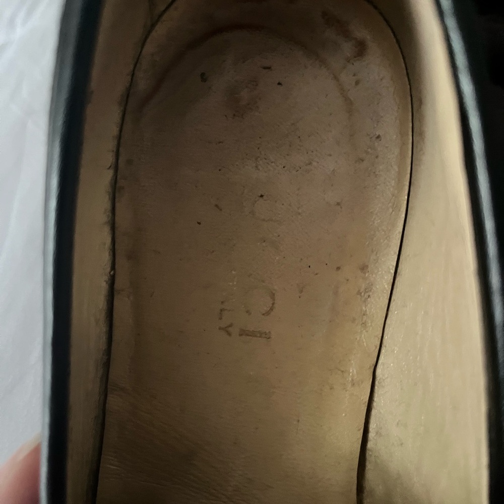Gucci Black Gold Slip-On Loafers - Picture 7 of 10